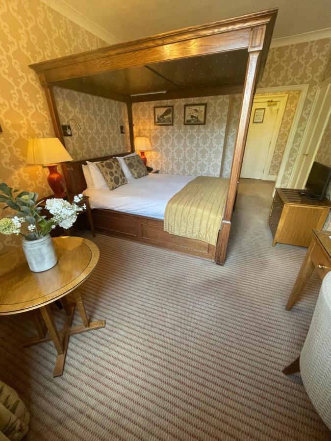 Clarion Hotel Charlecote Pheasant Уэллесбурн-Гастингс Экстерьер фото