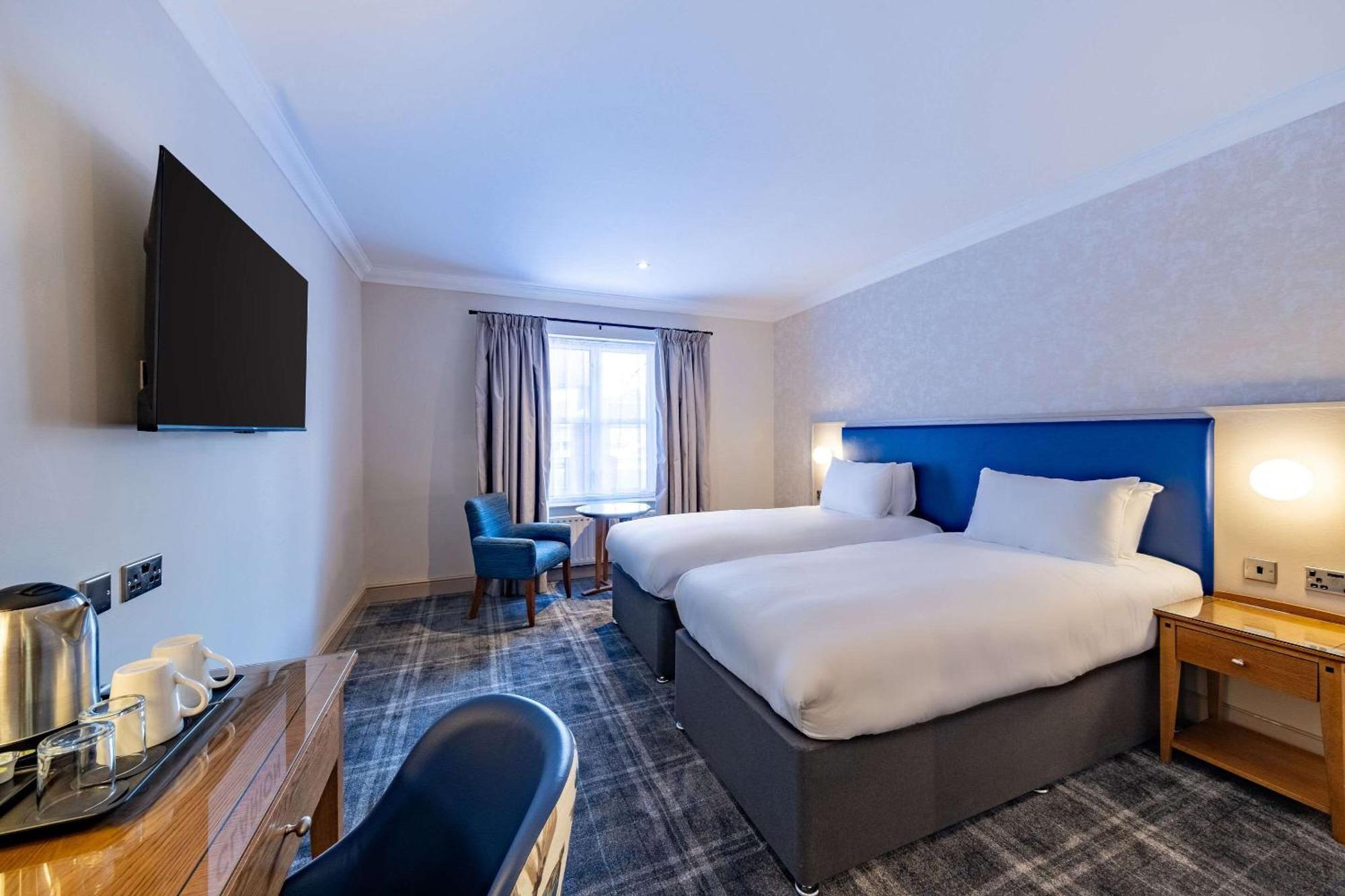 Clarion Hotel Charlecote Pheasant Уэллесбурн-Гастингс Экстерьер фото