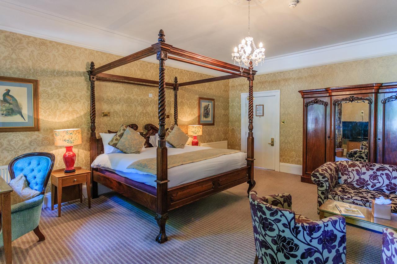 Clarion Hotel Charlecote Pheasant Уэллесбурн-Гастингс Экстерьер фото